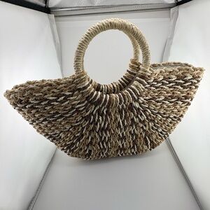 Elegant Woven Summer Tote Bag in Tan & Cream & Brown.  NWT
